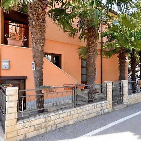 Appartement Lili à Novigrad Istria Extérieur photo