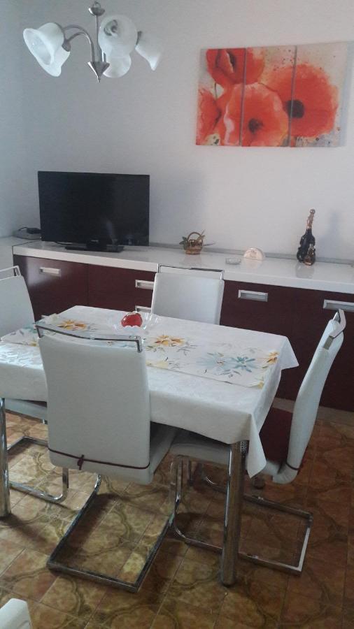 Appartement Lili à Novigrad Istria Extérieur photo